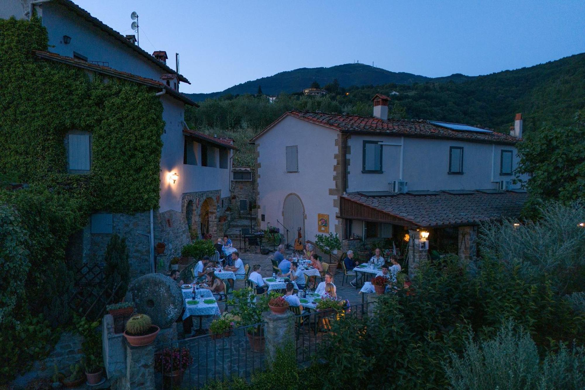 Agriturismo Borgo Mocale Castelfranco di Sopra Exteriör bild